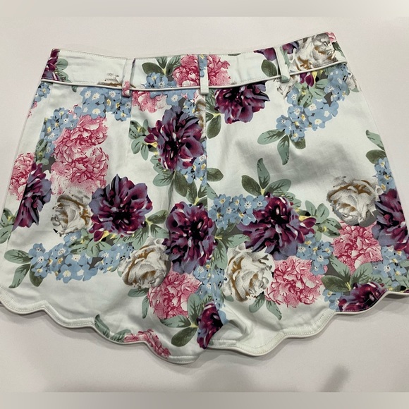 Floral Shorts Lipsy London - Picture 5 of 6